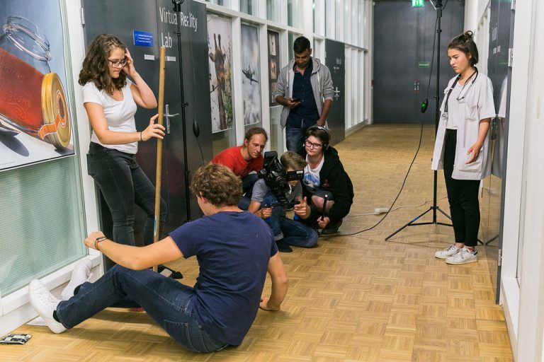 Hinter den Kulissen beim Dreh eines Werbespots.