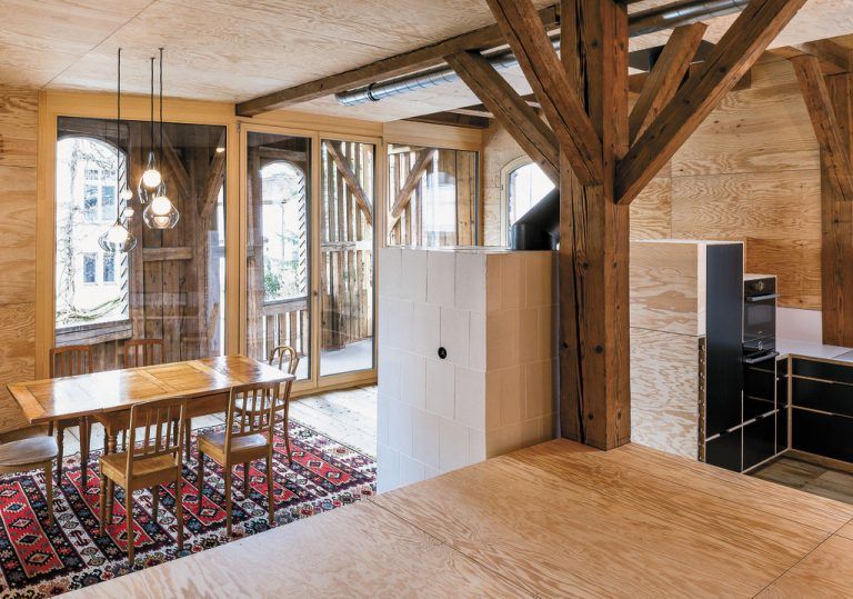 Holzbaupreis für Sanierung: das Oeconomie-Gebäude Josef Weiss in Dornbirn.