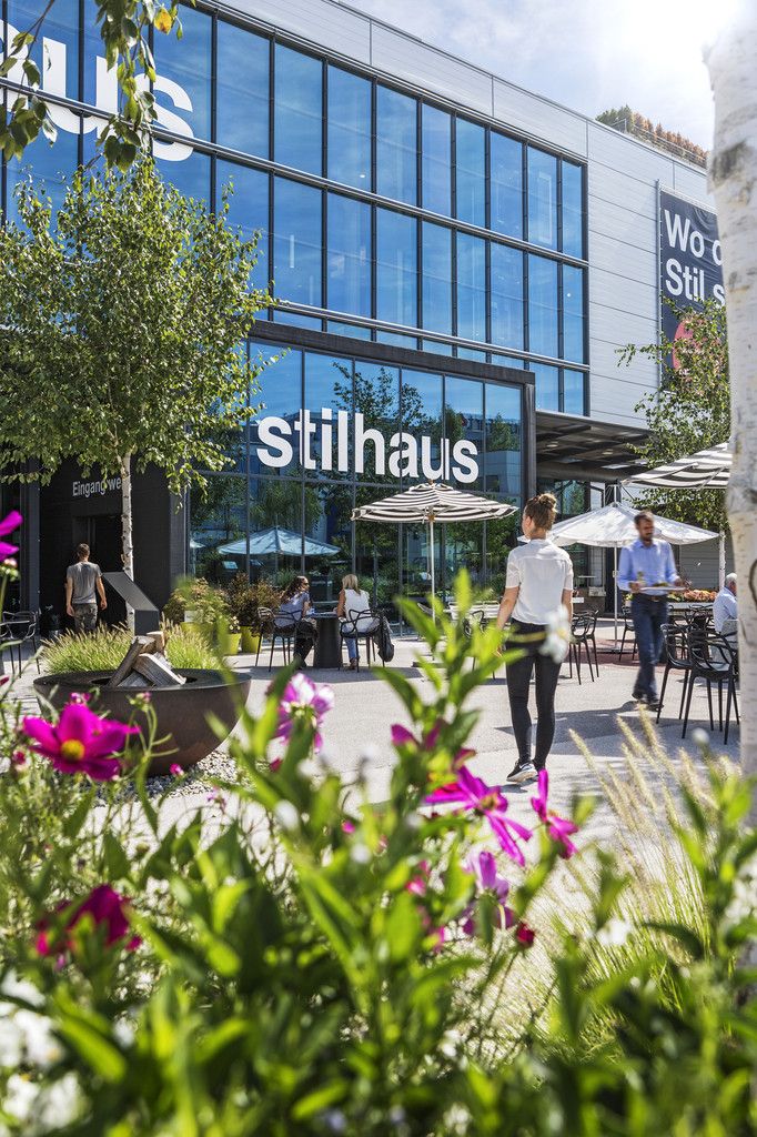 Im Stilhaus wird XXXLutz seine erste Schweiz-Filiale eröffnen.