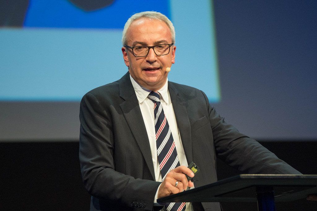 Autos werden zu fahrenden Handys