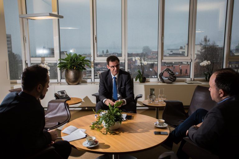 Interview mit Landeshauptmann Markus Wallner zum Projekt Rhesi in seinem Büro im Landhaus