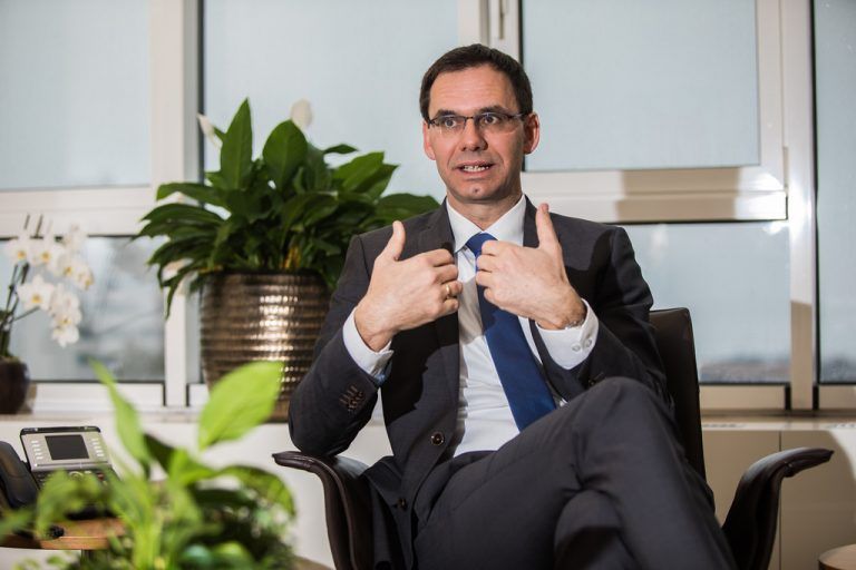Interview mit Landeshauptmann Markus Wallner zum Projekt Rhesi in seinem Büro im Landhaus