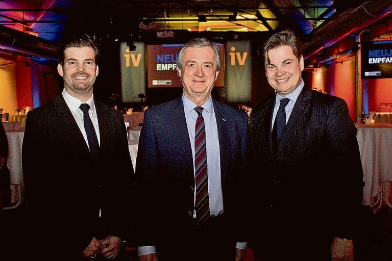 IV-Geschäftsführer Mathias Burtscher, Altpräsident Hubert Bertsch und IV-Generalsekretär Christoph Neumayer (v. l.).