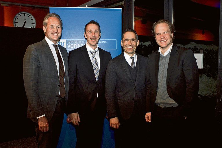 IV-Präsidium (v. l.): Präsident Martin Ohneberg, Vizepräsidenten Bernhard Ölz, Hubert Rhomberg und Heinz Senger-Weiss.  Fotos: Franc