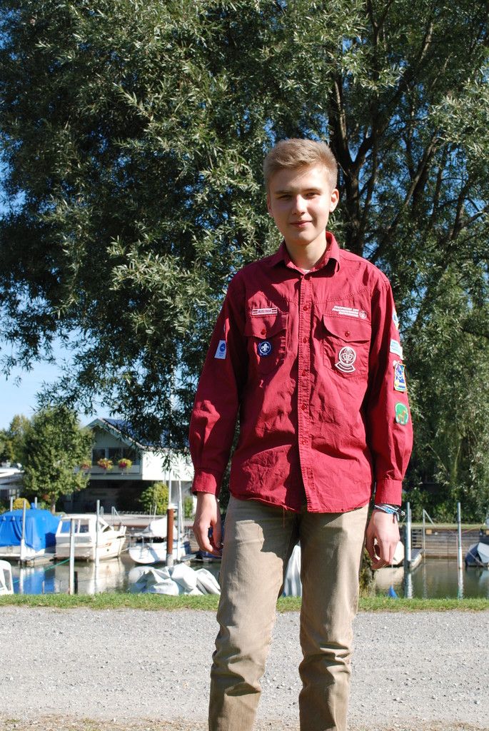 Jonathan Denz, 17 Jahre, Jugendleiter Pfadfinder HardIch finde es gut, dass mit dem aha plus die Arbeit, die wir in der Gruppe machen, in den Fokus gerückt wird. Es ist ein Aushängeschild für Menschen, die sich mit der Thematik noch nicht beschäftigt haben. Unsere Tätigkeiten werden als Beteiligung an der Gesellschaft wahrgenommen und nicht rein auf den Verein bezogen.