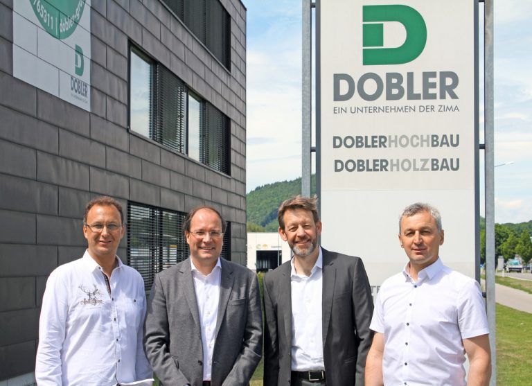 Jürgen Heel (Dobler), Thomas Bodner (Bodner Gruppe) Manfred Bauer (Zima) und Gerald Lußnig (Dobler) nach Bekanntgabe des Joint Ventures.
