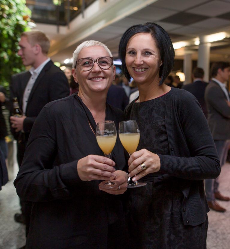 Karin Fink (Autoland Fink) und Sabine Schneider (Auto Strolz).