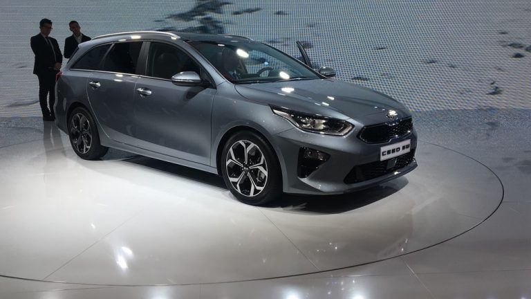 Kia zeigt als Weltpremiere die nächste Generation des Ceed Sportswagon.