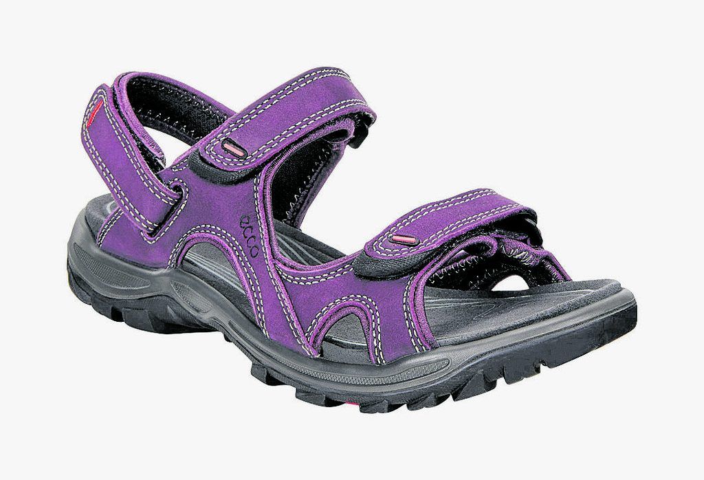 Sommerschuhe kaufen und zehn Euro sparen