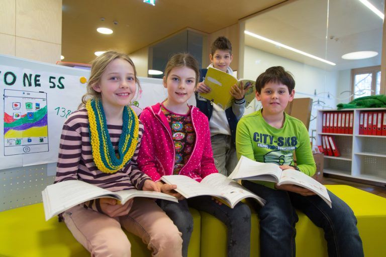 Lernen, Lesen, Freizeit: In einer Ganztagsschule muss alles Platz haben. Foto: VN/Hofmeister