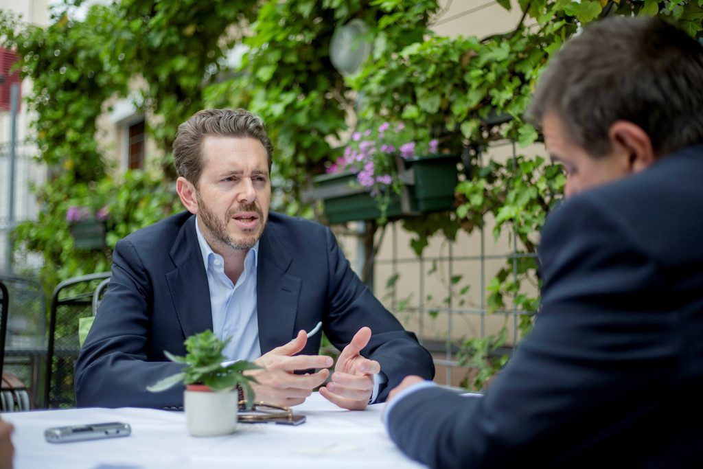Minister Harald Mahrer hält nichts von einer Schulmodellregion in einem ganzen Land.