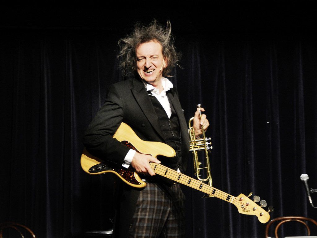 Drei-Länder-Kabarett im Liechtensteiner Theater