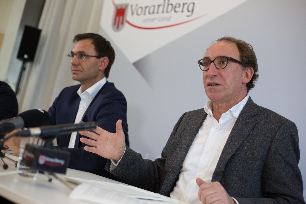 Halbzeitansprache der schwarz-grünen Landesregierung enthält viel Eigenlob.