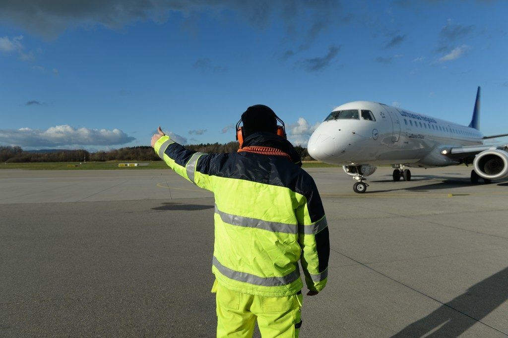 Airport Friedrichshafen bleibt in roten Zahlen