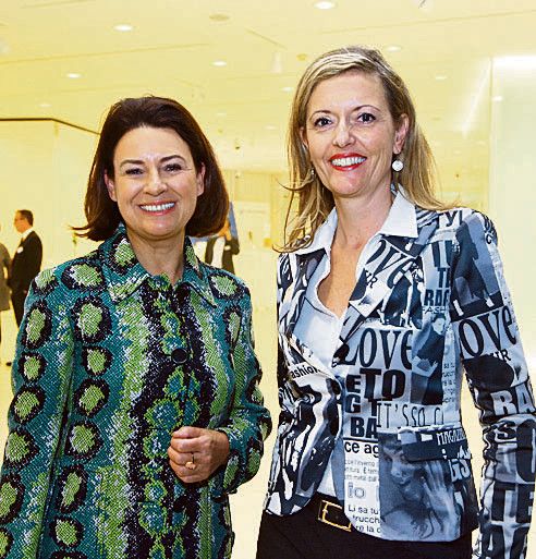 Moderatorin Angelika Böhler (l.) und Ulrike Delacher.