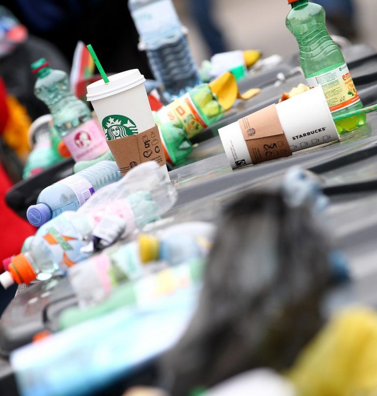 Müllsünder müssen in den Vorarlberger Kommunen künftig mit empfindlichen Geldbußen rechnen. EPA