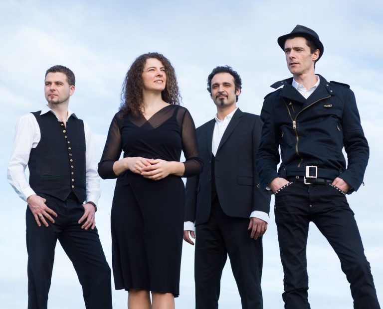 Nach umjubelten Konzerten im Freudenhaus tritt die Band erstmals im Kulturhaus Dornbirn auf. hp projekt