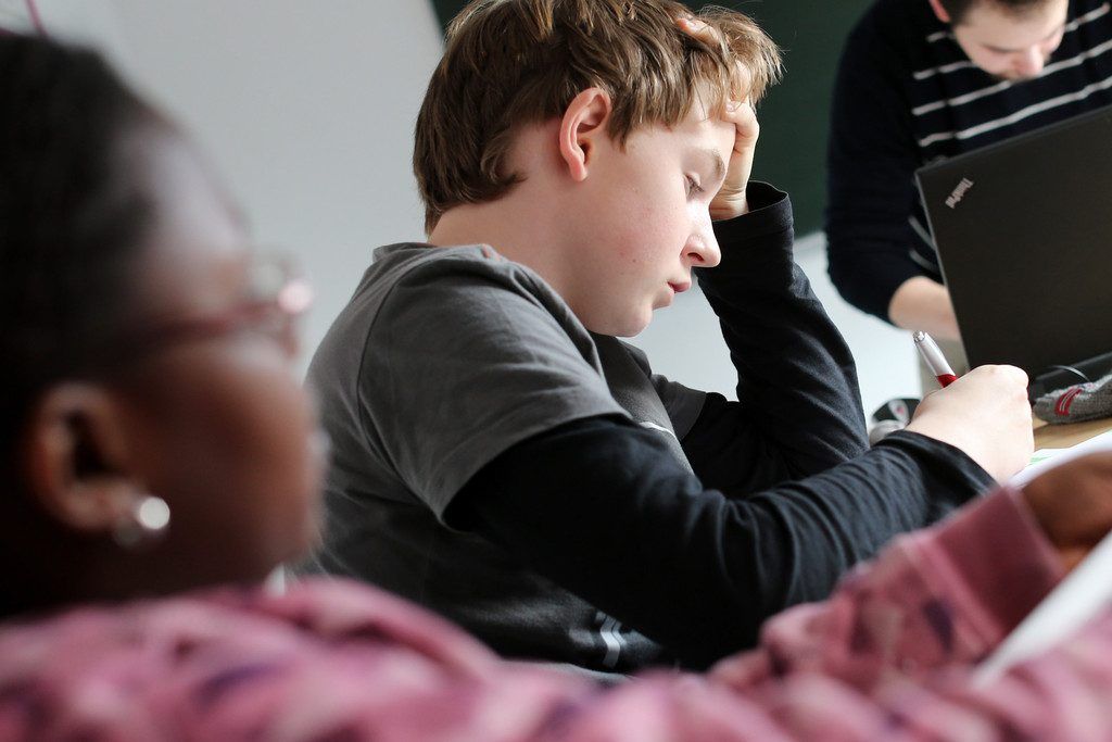So viel zahlen manche Eltern für die Nachhilfe ihrer Kinder