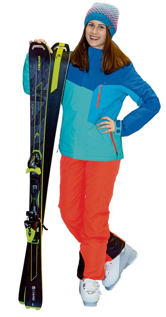 Nicole aus Feldkirch trägt ein Skioutfit von Hervis: Skijacke (199,99) und Skihose von Protest (99,99), Skipullover von Craft (39,99), Mütze von Protest (19,99), Skischuh (279,99), und Ski von Head (549,99).
               Fotos: VN/Paulitsch