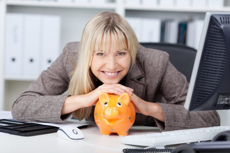 Nur 58,7 Prozent der Angestellten fragen tatsächlich nach mehr Geld.