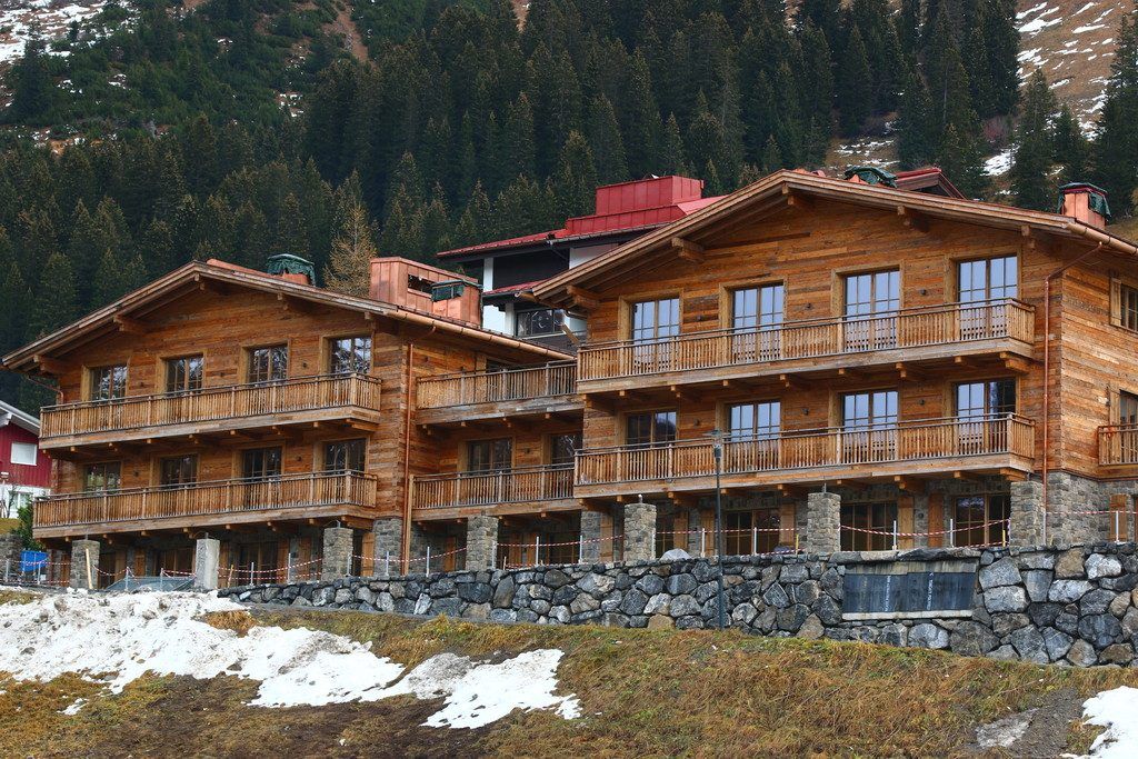 Gute Buchungslage, Luxushotel Severin*s eröffnet heute, neue Bergbahn Oberlech.