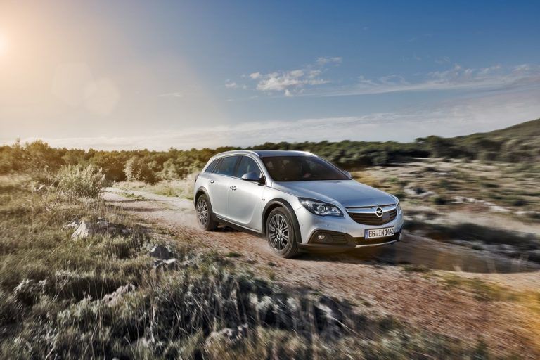 Opel Insignia Country Tourer: mit 4x4 und Höherlegung ein respektabler Allwege-Meister.