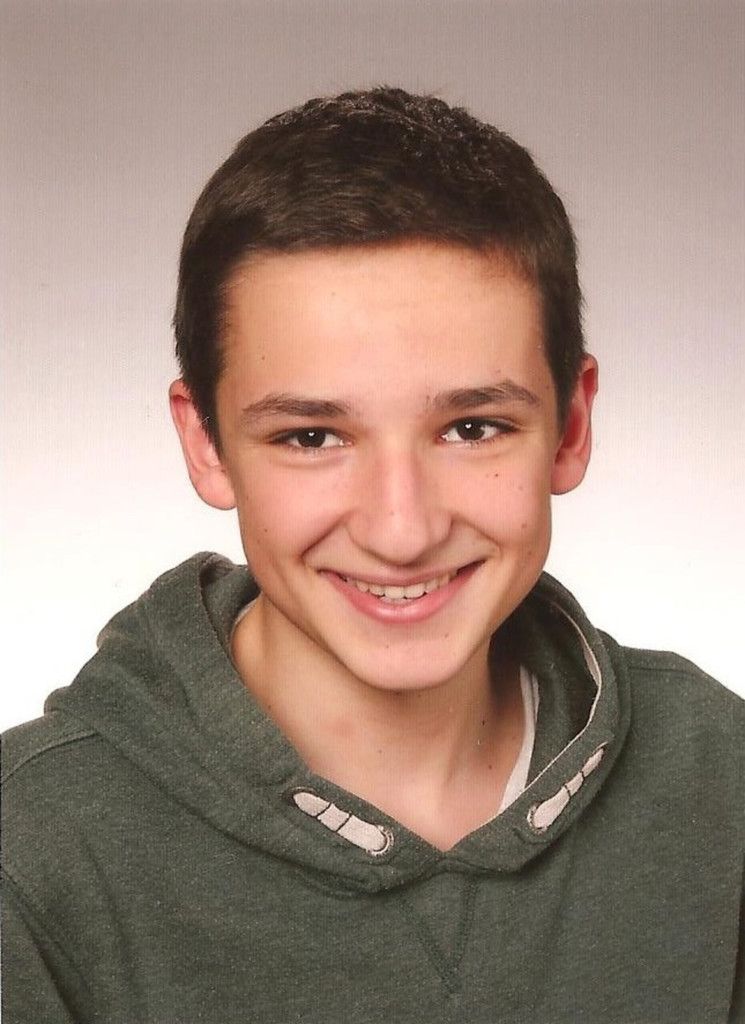 Patrick Giselbrecht, 16 JahreFür mich war es eine sehr interessante Erfahrung, an einem Jugendrat teilzunehmen, da ich Entscheidungen beeinflussen konnte. Gefallen hat mir, dass unsere Argumente angehört wurden und die erste Gemeindesitzung zum Thema „Moorbad“ stattgefunden hat.
