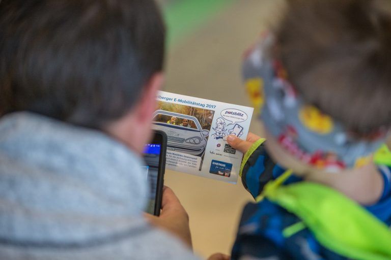 Per Smartphone auf alle wichtigen Informationen zugreifen.