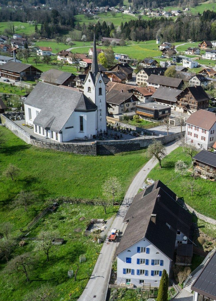 Spendenfreude der Kirchenbesucher konstant bei 285 Euro pro Pfarre und Wochenende.