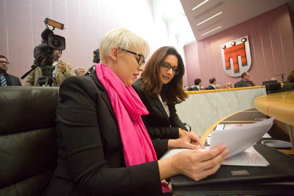 Letzter Landtagsauftritt von Martina Pointner bei der Rechenschaftsdebatte.