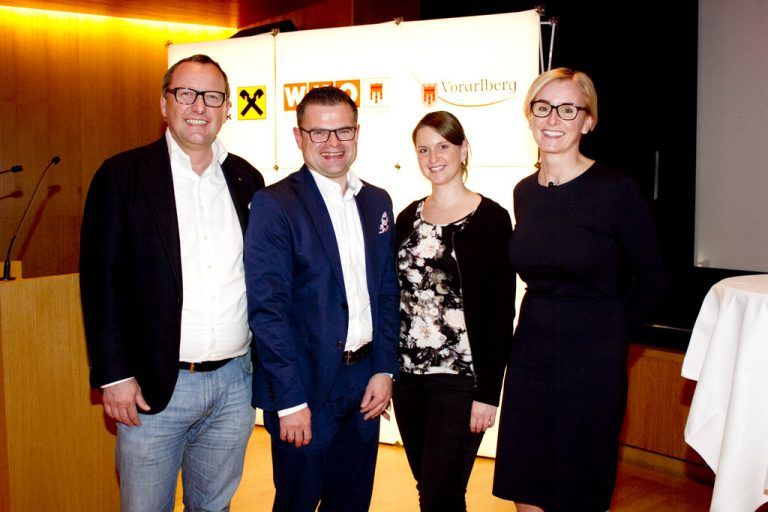 Referenten Karl-Heinz Land (l.) und Michael Reiter mit Katharina Seidl und Susanna Troy (WKV). Fotos: Franc
