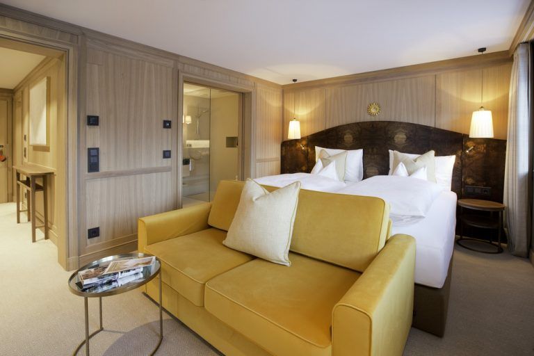 Regionales Handwerk der Extraklasse in den neu gestalteten Zimmern und Suiten.  Foto: HS