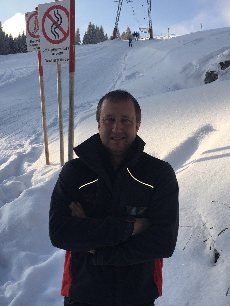 Auf Posten an der Piste