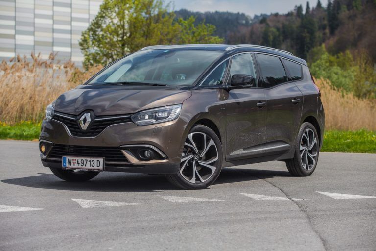 Schicker Franzose mit großem Platzangebot: die XXL-Version des Renault Scenic im VN-Test. Fotos: VN/Steurer