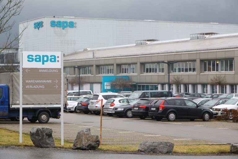 Seit 45 Jahren ist der Aluminiumspezialist Sapa (früher und vielleicht bald wieder: Hydro Aluminium) am Standort Nenzing erfolgreich. VN/Hofmeister