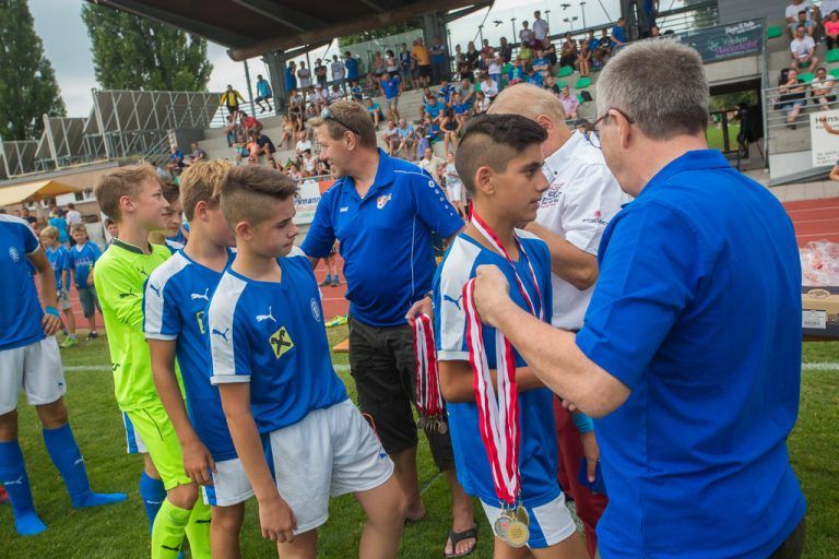 Silber ist nicht Gold, doch letztlich überwog auch bei den Zweitplatzierten die Freude über den Medaillensegen.