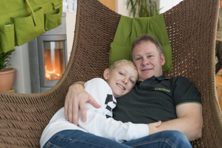 Sind ein Herz und eine Seele: Vater Martin Fink mit seinem Sohn Florian. Stiplovsek