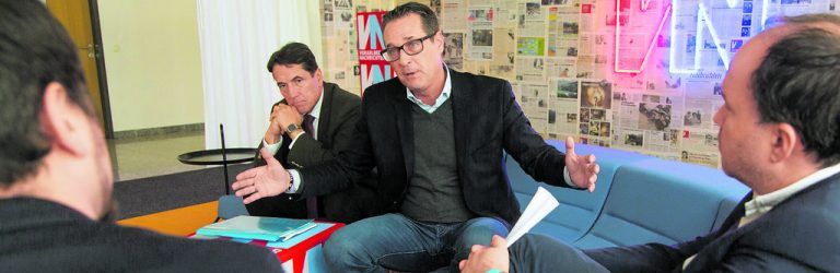 Sollte Reinhard Bösch bei den Landtagswahlen antreten, wird er in den Landtag wechseln, erklärt FPÖ-Chef Strache im VN-Interview. Foto: VN/Hofmeister