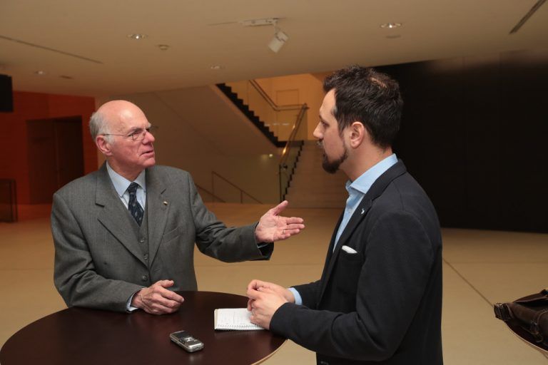 Staaten sind zu wenig bereit, Souveränität zu teilen, sagt Lammert. A. Meusburger