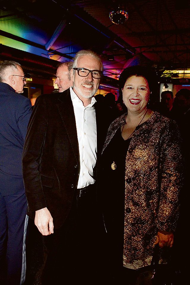 Sticker Markus Hämmerle, Buchhändlerin Verena Brunner-Loss.