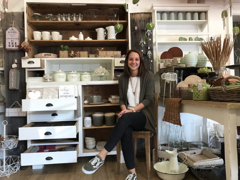 Tina Amann hat gemeinsam mit ihrer Mutter im Februar 2016 das Ideenreich in der Götzner Dr.-Alfons-Heinzle-Straße eröffnet. cro