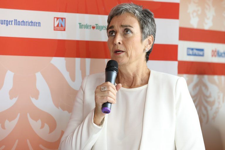 Ulrike Lunacek nahm im Wahlstudio Stellung zur Schlappe der Grünen.