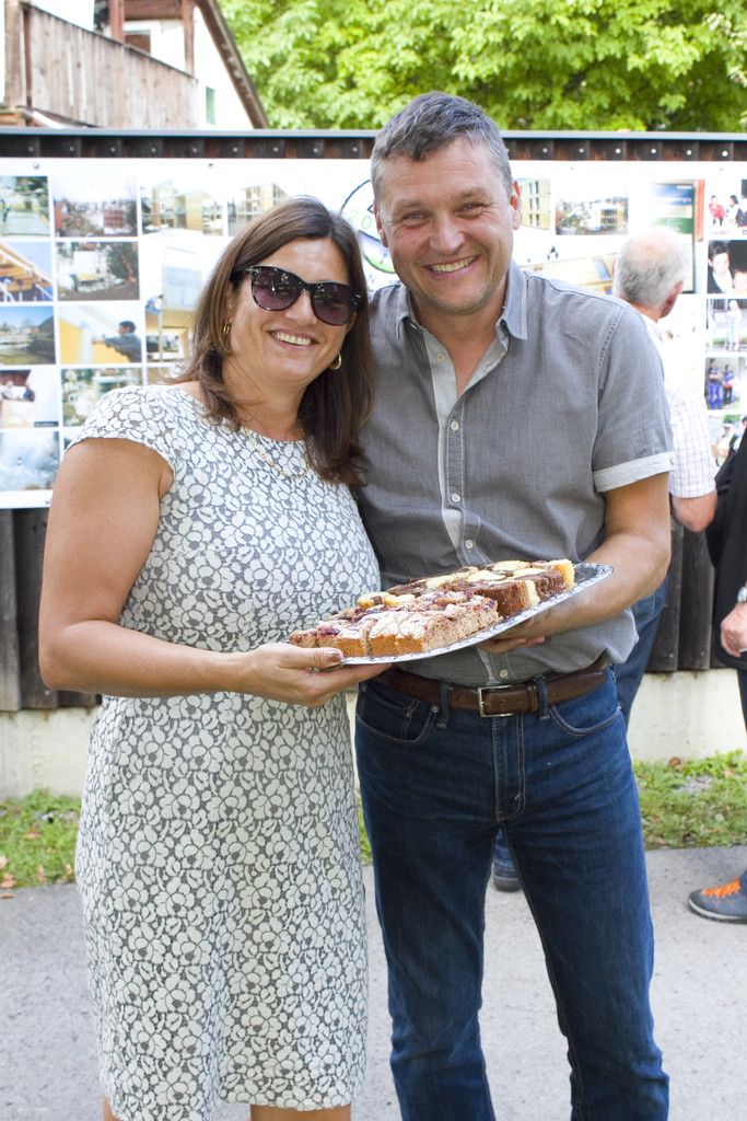 Unter den Gästen: Silvia und Helmut Fetz.