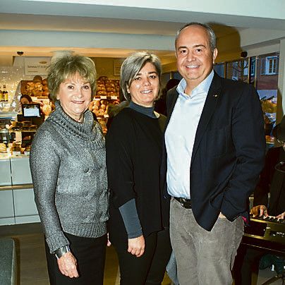 Ute Mangold (l.) mit Christine und Manfred Böhmwalder.