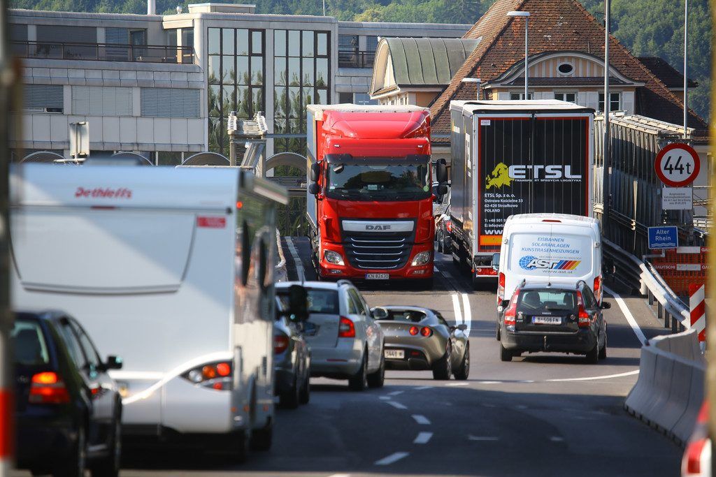 Neue Zollstelle auch mit Bezug zur S 18