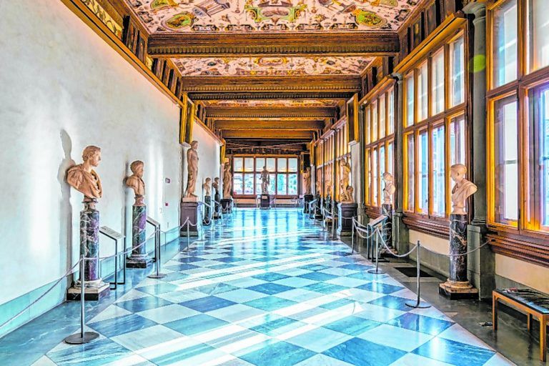 Viele bedeutende Kunstwerke befinden sich in den Uffizien.
