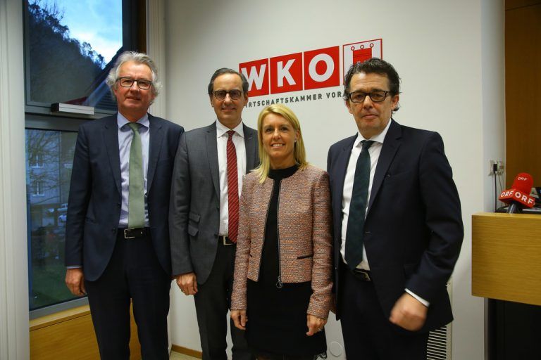 Vizepräsidenten Edi Fischer, Michael Grahammer, Petra Kreuzer, Präs. Hans-Peter Metzler. Foto: VN/Hofmeister