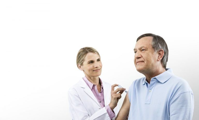 Vor allem bei älteren Menschen scheint sich der Nutzen einer regelmäßigen Impfung gegen die gefürchtete Influenza immer mehr zu bestätigen. sanofis
