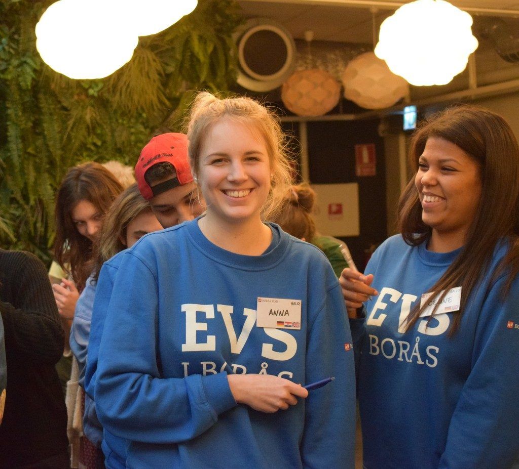 Von der Schulbank in die große weite Welt