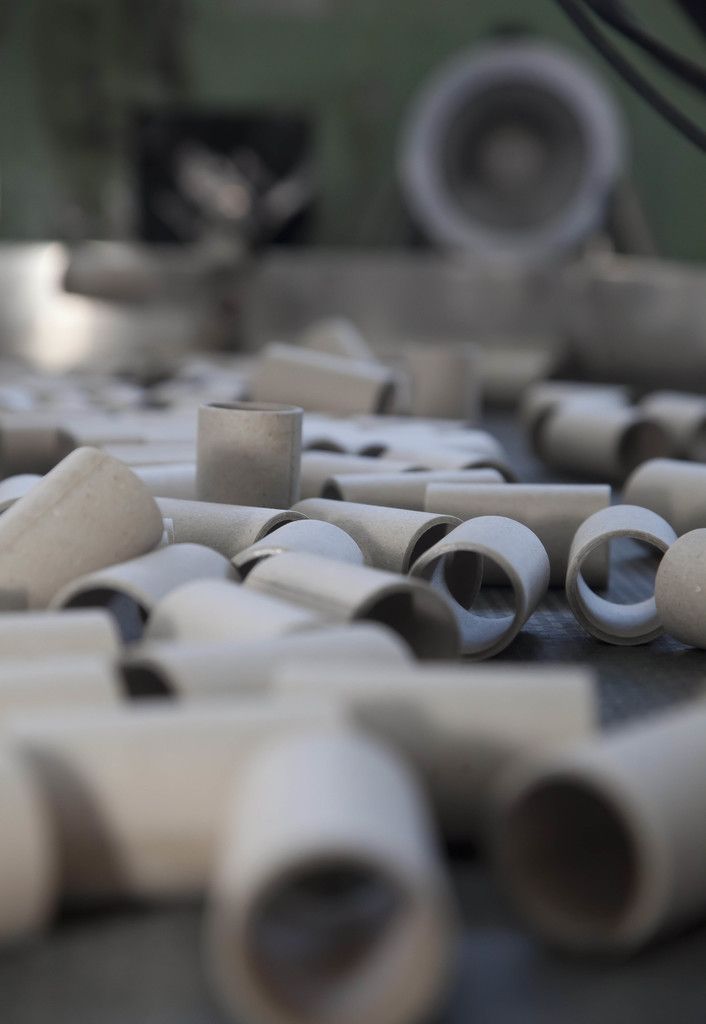 Wegen Kundenausfällen blieben Hülsen liegen. Foto: VN/paulitsch